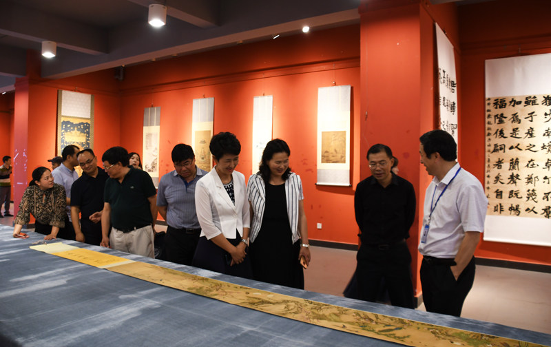 content-10762344153953196.jpg 10211449174.jpg